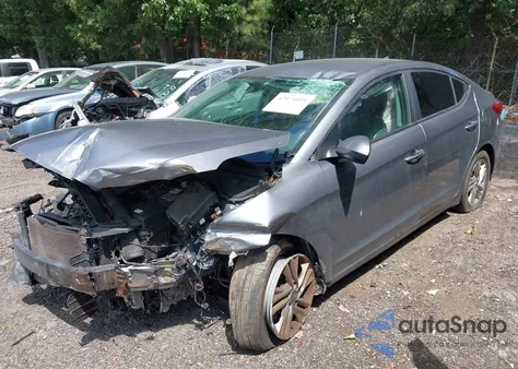 2019 Hyundai Elantra Sel z USA, uszkodzony, nr VIN KMHD84LF9KU875537